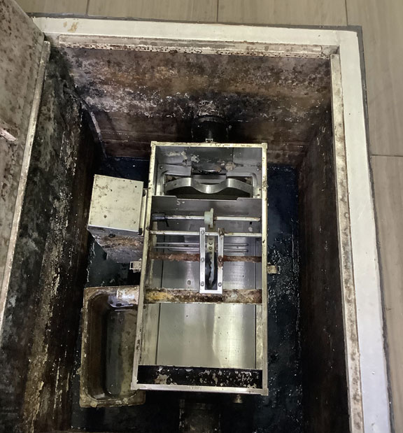 our dedicated pros worked on a grease trap cleaning in Kendall