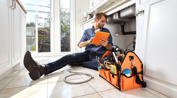 one of our techs is working on a plumbing repair in Palmetto Bay, Florida