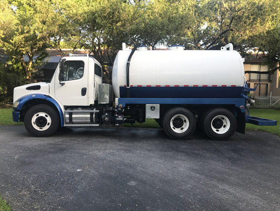 providing professional septic services in Palmetto Bay