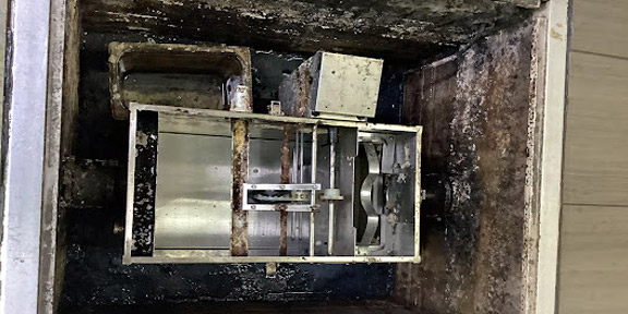 our dedicated pros finished a grease trap cleaning in a restaurant in Cutler Bay